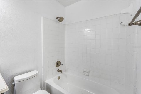 Villa ou maison à vendre à Sanford, Floride: 3 chambres, 99.03 m2 № 1913680 - photo 13