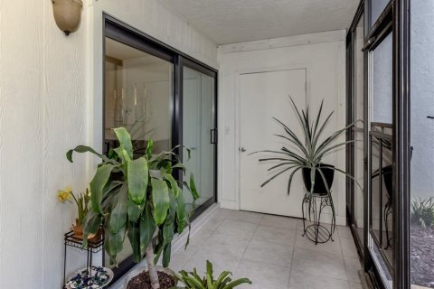 Condo in Venice, Florida, 2 bedrooms  № 1802331 - photo 24