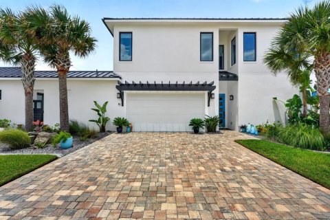 House in Flagler Beach, Florida 4 bedrooms, 323.76 sq.m. № 2221461 - photo 7