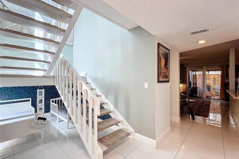 Townhouse in Longwood, Florida 3 bedrooms, 238.11 sq.m. № 1550359 - photo 30