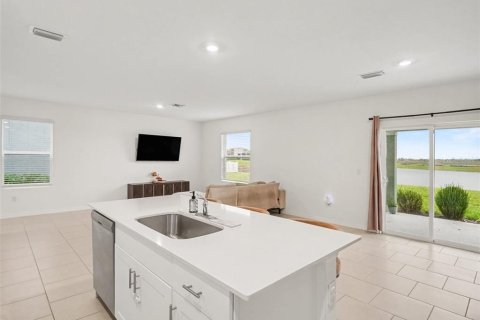 Villa ou maison à vendre à Parrish, Floride: 4 chambres, 174.66 m2 № 2423724 - photo 13
