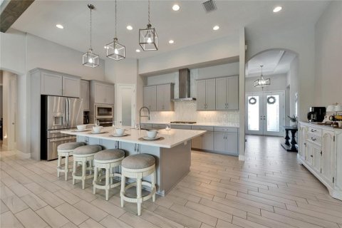 Купить виллу или дом в Ривервью, Флорида 13 комнат, 330.73м2, № 1622024 - фото 16