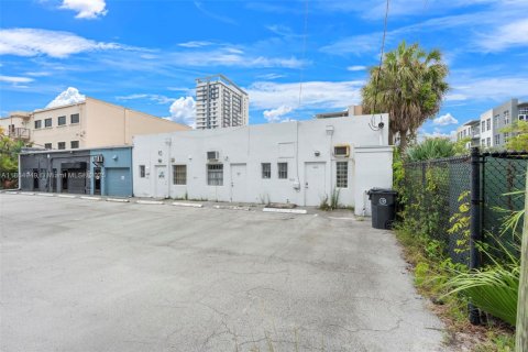 Commercial property in Fort Lauderdale, Florida № 1957682 - photo 8