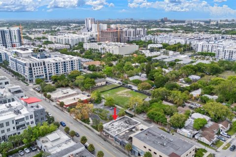 Commercial property in Fort Lauderdale, Florida № 1957682 - photo 16