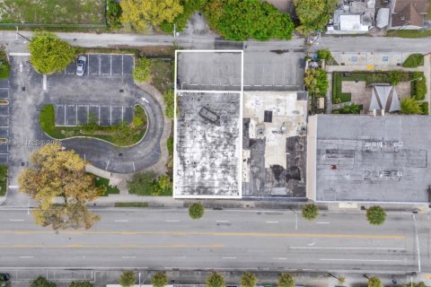Commercial property in Fort Lauderdale, Florida № 1957682 - photo 13
