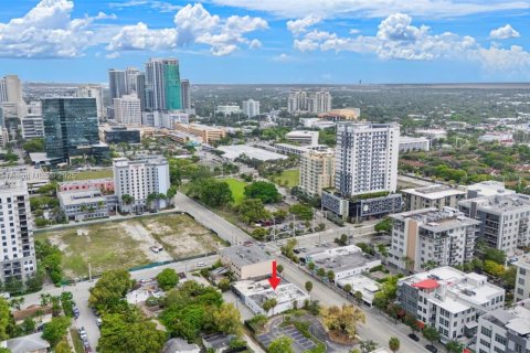 Commercial property in Fort Lauderdale, Florida № 1957682 - photo 17