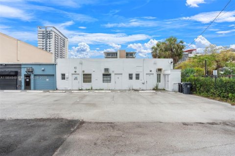 Commercial property in Fort Lauderdale, Florida № 1957682 - photo 7