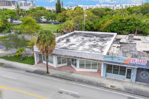 Commercial property in Fort Lauderdale, Florida № 1957682 - photo 11