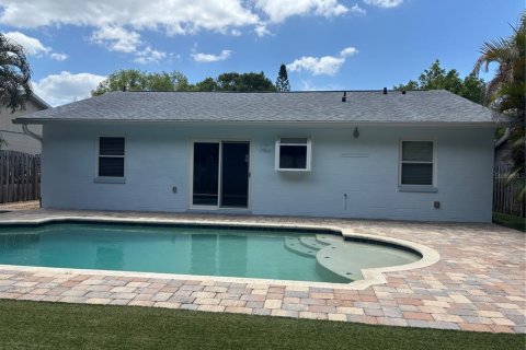 House in Tampa, Florida 3 bedrooms, 109.72 sq.m. № 2142556 - photo 26
