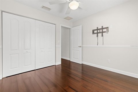 House in Tampa, Florida 3 bedrooms, 109.72 sq.m. № 2142556 - photo 18