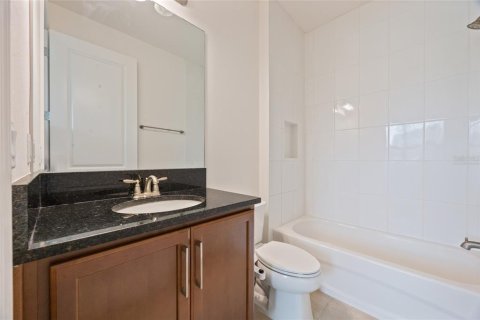House in Wesley Chapel, Florida 5 bedrooms, 302.03 sq.m. № 2216750 - photo 21