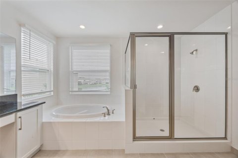 House in Wesley Chapel, Florida 5 bedrooms, 302.03 sq.m. № 2216750 - photo 30