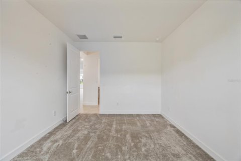 House in Wesley Chapel, Florida 5 bedrooms, 302.03 sq.m. № 2216750 - photo 16