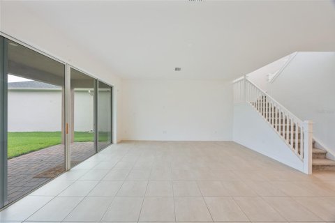 House in Wesley Chapel, Florida 5 bedrooms, 302.03 sq.m. № 2216750 - photo 7