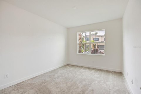 House in Wesley Chapel, Florida 5 bedrooms, 302.03 sq.m. № 2216750 - photo 17