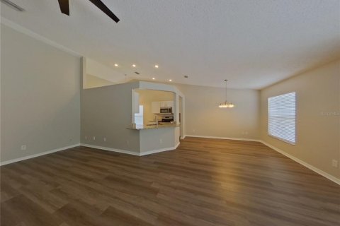 Casa en alquiler en Riverview, Florida, 3 dormitorios, 139.63 m2 № 1802255 - foto 2