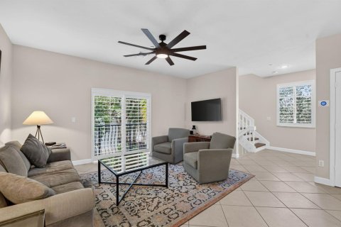 Touwnhouse à vendre à Boca Raton, Floride: 3 chambres, 199.74 m2 № 2177093 - photo 12