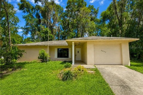 Villa ou maison à Inverness, Floride 2 chambres, 102.29 m2 № 2298162