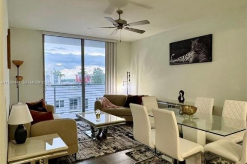 Copropriété à louer à Hollywood, Floride: 1 chambre, 62.43 m2 № 1996976 - photo 8