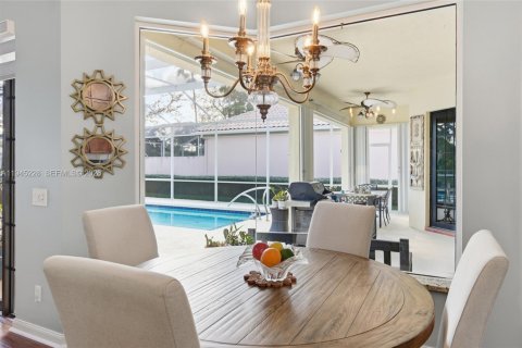 Купить виллу или дом в Уэст-Палм-Бич, Флорида 7 комнат, 236.34м2, № 2006228 - фото 15