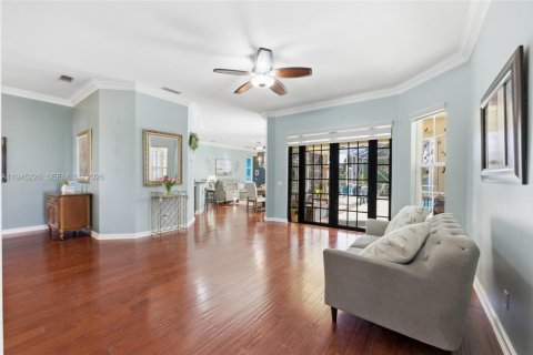 Купить виллу или дом в Уэст-Палм-Бич, Флорида 7 комнат, 236.34м2, № 2006228 - фото 8