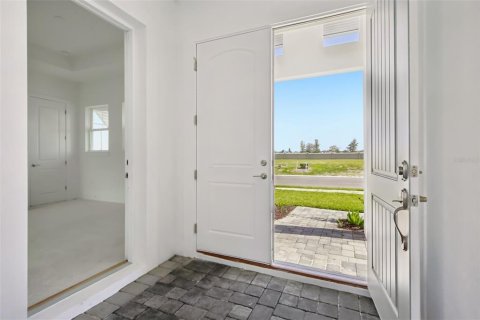House in Parrish, Florida 4 bedrooms, 284.19 sq.m. № 1876462 - photo 18