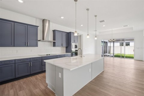 House in Parrish, Florida 4 bedrooms, 284.19 sq.m. № 1876462 - photo 9