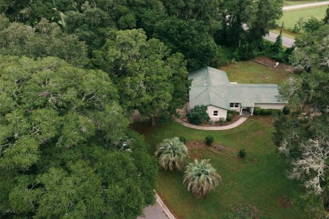 House in Summerfield, Florida 3 bedrooms, 168.62 sq.m. № 2196258 - photo 2