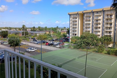 Copropriété à louer à Miami, Floride: 1 chambre, 56.21 m2 № 1956684 - photo 11