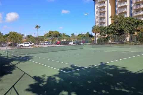Copropriété à louer à Miami, Floride: 1 chambre, 56.21 m2 № 1956684 - photo 14
