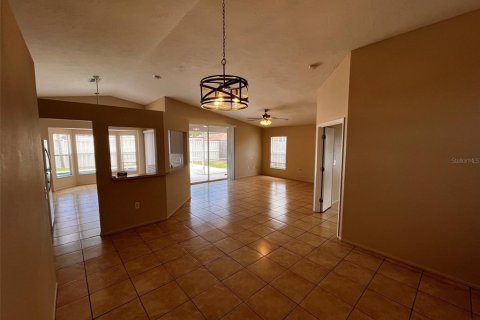 Villa ou maison à louer à Sarasota, Floride: 3 chambres, 151.24 m2 № 2167702 - photo 5