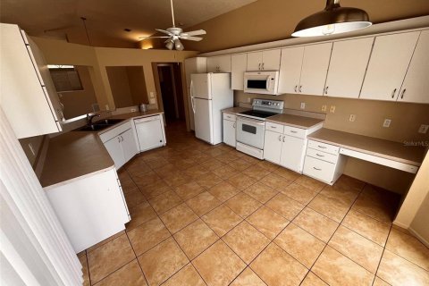 Villa ou maison à louer à Sarasota, Floride: 3 chambres, 151.24 m2 № 2167702 - photo 7