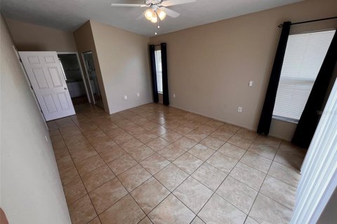 Villa ou maison à louer à Sarasota, Floride: 3 chambres, 151.24 m2 № 2167702 - photo 9