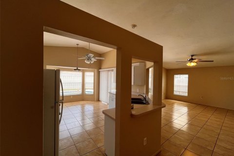 Villa ou maison à louer à Sarasota, Floride: 3 chambres, 151.24 m2 № 2167702 - photo 6