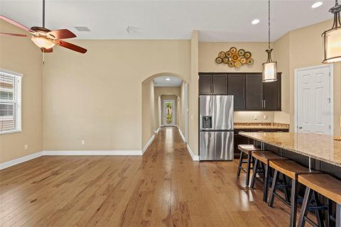 House in Apollo Beach, Florida 3 bedrooms, 167.5 sq.m. № 2114039 - photo 6