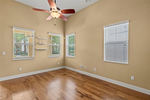 House in Apollo Beach, Florida 3 bedrooms, 167.5 sq.m. № 2114039 - photo 10