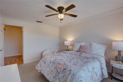 Condo in New Port Richey, Florida, 2 bedrooms  № 1832167 - photo 23