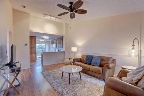 Condo in New Port Richey, Florida, 2 bedrooms  № 1832167 - photo 7