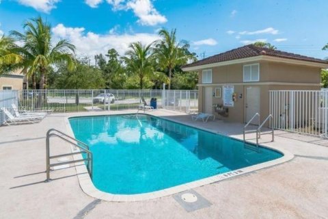 Condo in West Palm Beach, Florida, 3 bedrooms  № 1968286 - photo 15