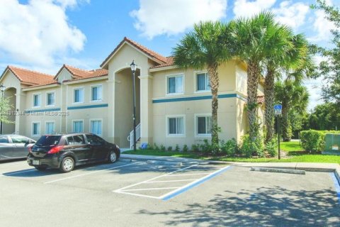 Condo in West Palm Beach, Florida, 3 bedrooms  № 1968286 - photo 19