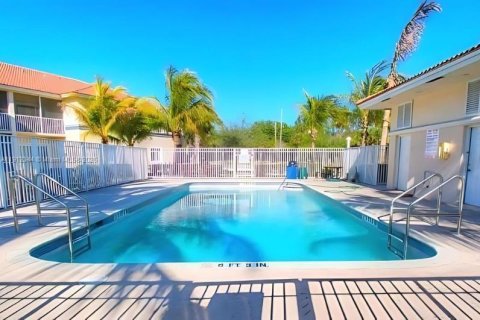 Condo in West Palm Beach, Florida, 3 bedrooms  № 1968286 - photo 14