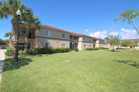 Condo in West Palm Beach, Florida, 3 bedrooms  № 1968286 - photo 18