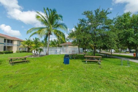 Condo in West Palm Beach, Florida, 3 bedrooms  № 1968286 - photo 20