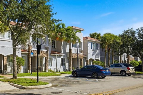 Купить кондоминиум в Мирамар, Флорида 3 спальни, 121.33м2, № 1957324 - фото 11