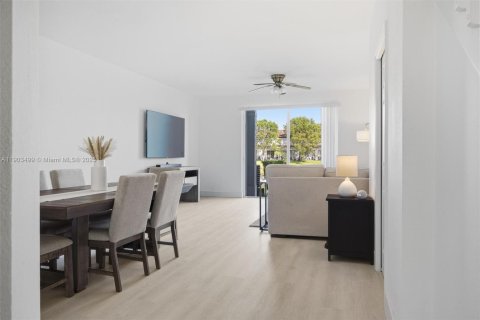 Купить кондоминиум в Мирамар, Флорида 3 спальни, 121.33м2, № 1957324 - фото 14