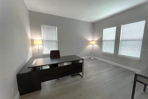 House in Winter Garden, Florida 6 bedrooms, 480.68 sq.m. № 2155992 - photo 10