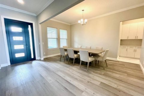House in Winter Garden, Florida 6 bedrooms, 480.68 sq.m. № 2155992 - photo 7