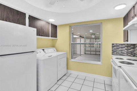 Купить таунхаус в Хайалиа, Флорида 2 спальни, 148.64м2, № 2065119 - фото 15