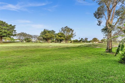 Купить таунхаус в Хайалиа, Флорида 2 спальни, 148.64м2, № 2065119 - фото 11