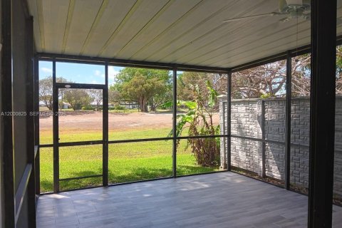 Купить таунхаус в Хайалиа, Флорида 2 спальни, 148.64м2, № 2065119 - фото 9